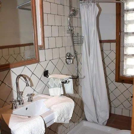 Farm stay Agriturismo Le Docce Castelfiorentino